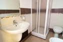 Bed & Breakfast La Porta Accanto: Private bathroom