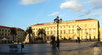 Piazza d'Italia (foto: Fabio Deledda)